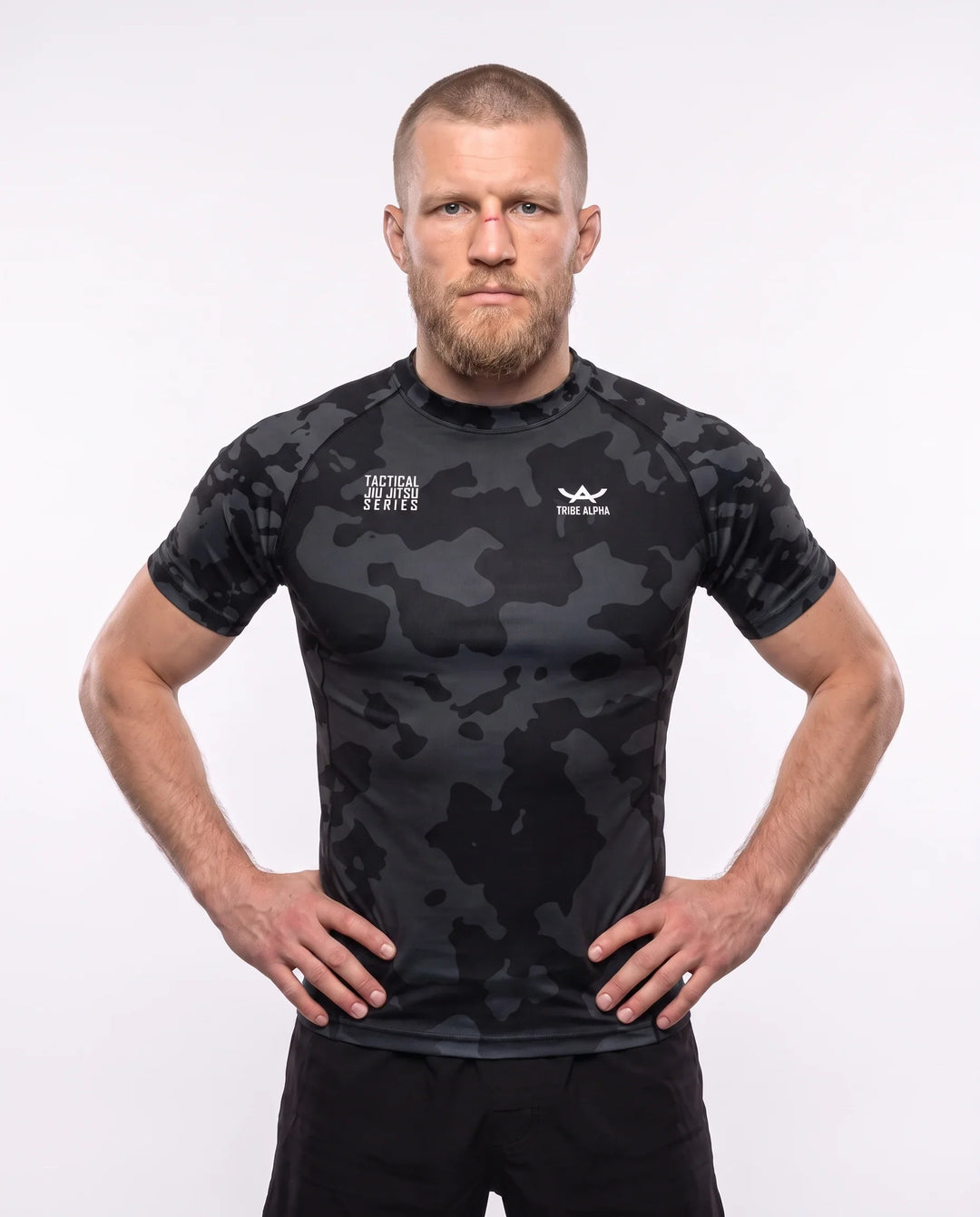 ranked-rashguard-short-sleeves-unit-black