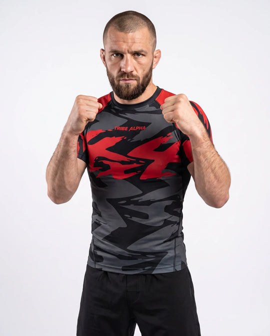 rashguard-dark-current-charcoal-short-sleeves-m-z
