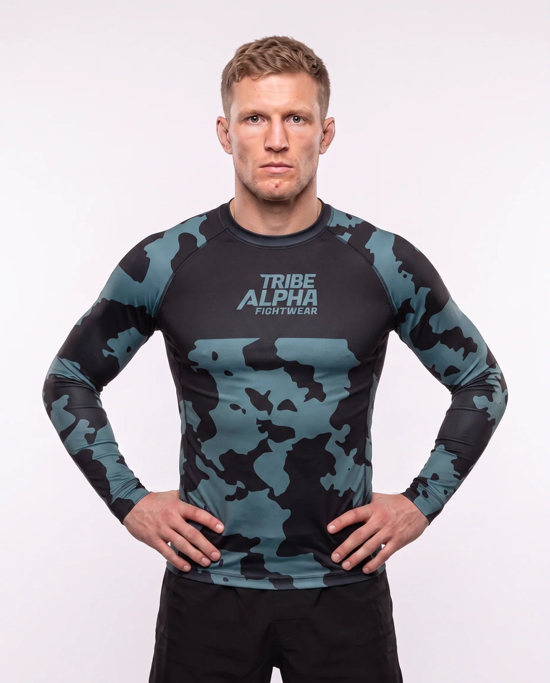 rashguard-green-camo