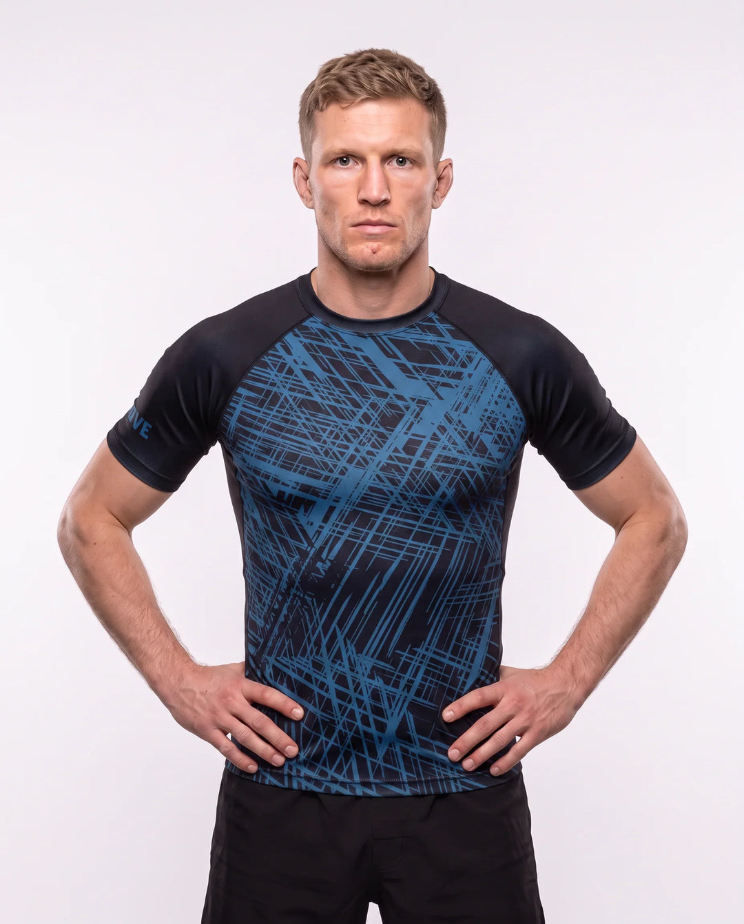 rashguard-scratched-by-a-wb-blue-m-z