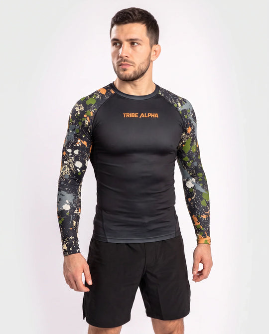 rashguard-the-hunter-2